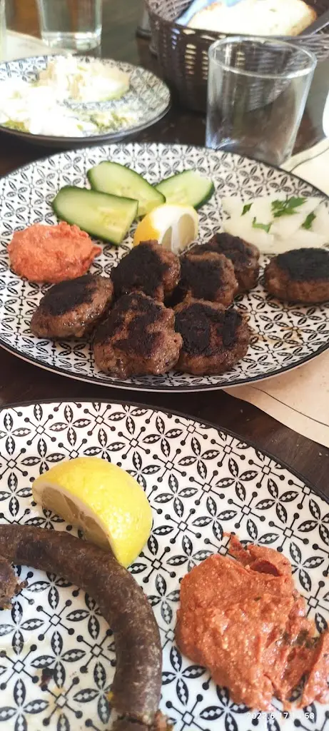 Menü_Μεζεδοπωλείο Ταβέρνα Βατάνι_Stavroúpoli_Bild_2