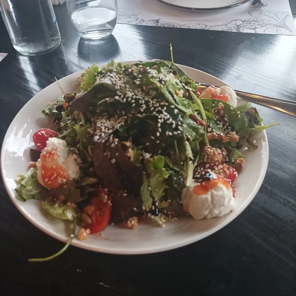 Menü_ΜΑΝΤΕΜΙ | Casual Dining_Stavroúpoli_Bild_6