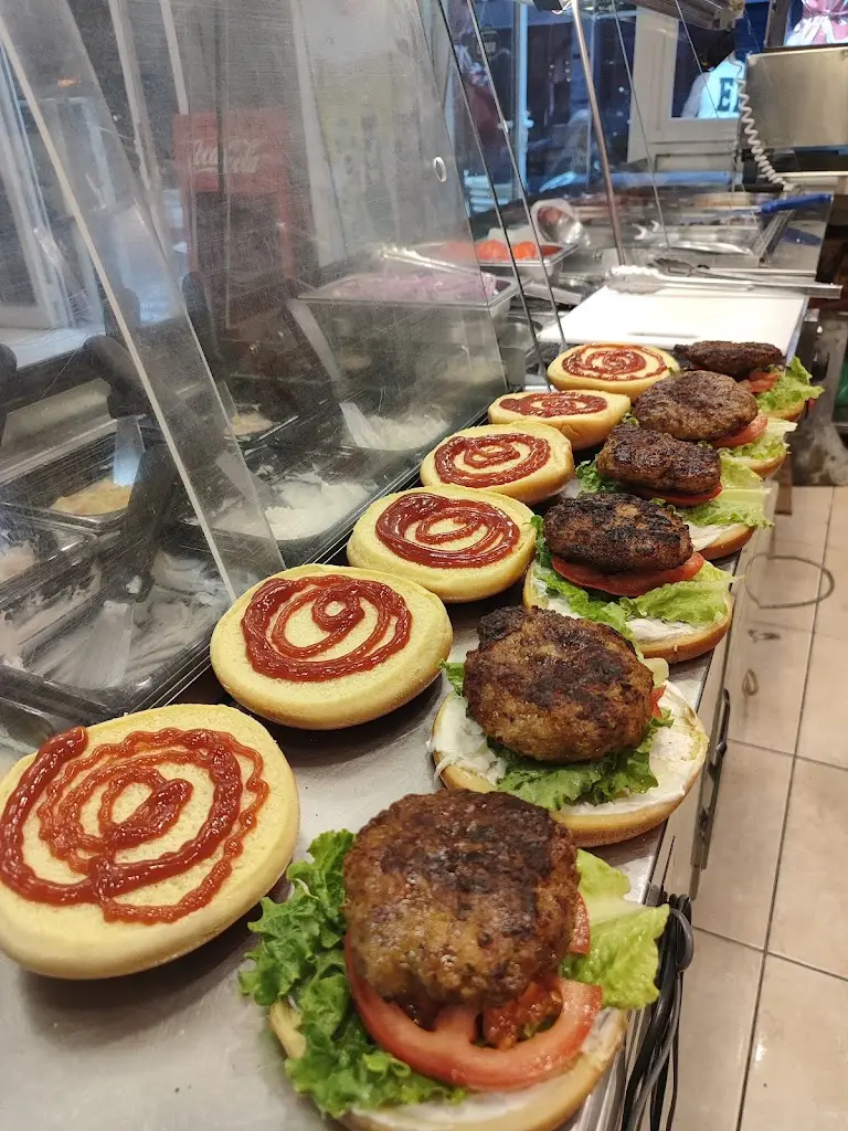 Μίστερ Σούβλας_Stavroúpoli_slider_image_3