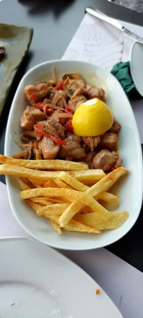 Menü_ΜΠΑΚΑΛΙΚΟ ΜΕΖΕΔΟΠΩΛΕΙΟ_Stavroúpoli_Bild_8