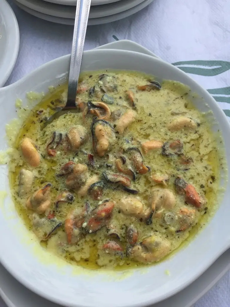 mila pilipovic (Milapanos)_Tavérna_Stratónion_avis