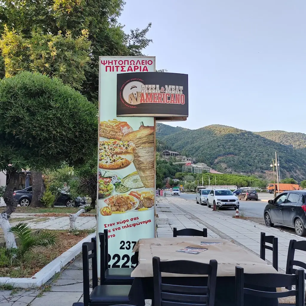 Pizza&Meat Americano Restaurant in Stratónion