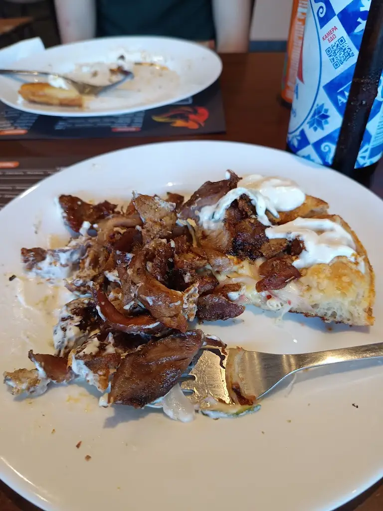 Vassilena Touleshkova_La massa è bella_Stratónion_Bewertung