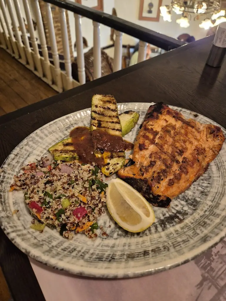 Arie Zur_The Rouga_Thessaloníki_Bewertung