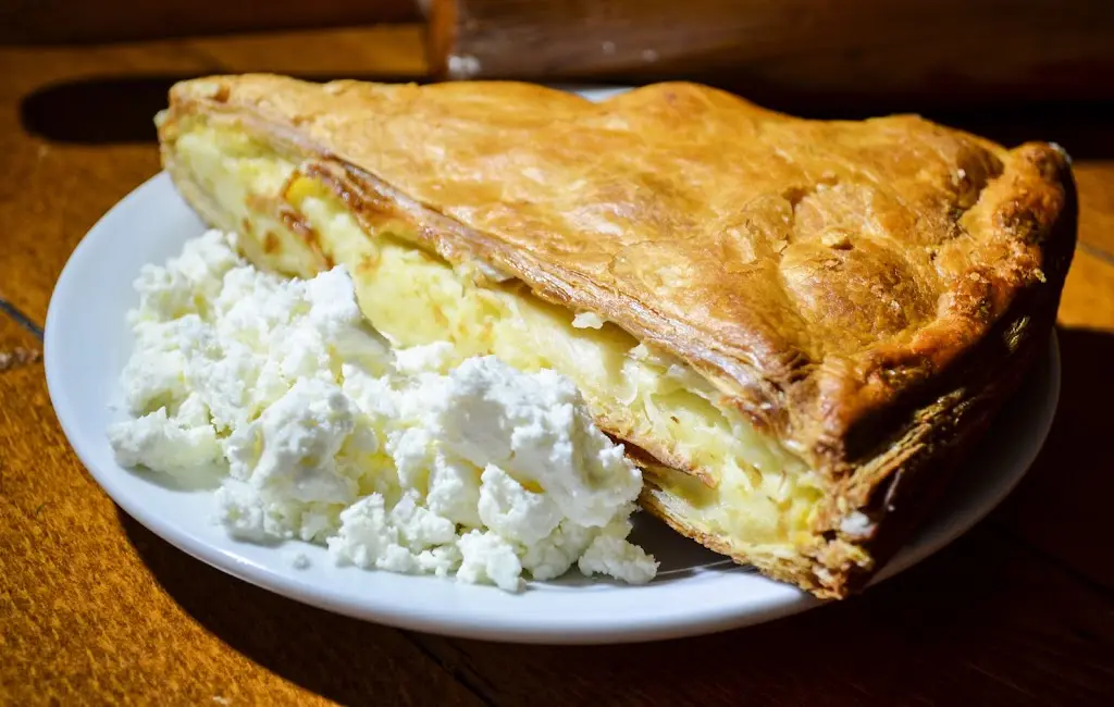 Bougatsa Dimos_Triandría_slider_image_3