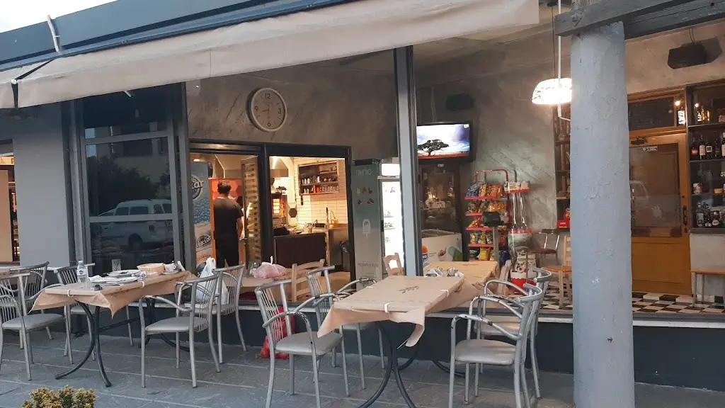 Levente Dósa_CORTE Bar & Grill_Vamvakófyto_Bewertung