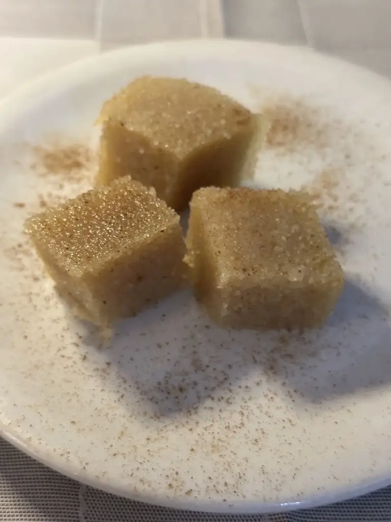 Andrea Ardura Montero_Valia Calda Taverna Restaurant_Vathýlakkos_review