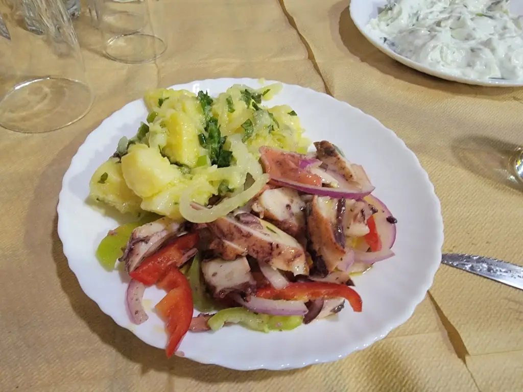 Steve T_Vergiotiko_Véroia_Bewertung