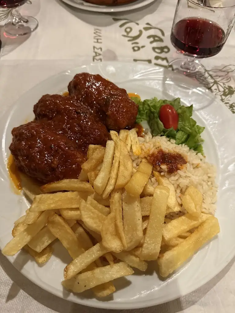 Sofie S_Παλιά Ιστορία_Tríkala_Bewertung