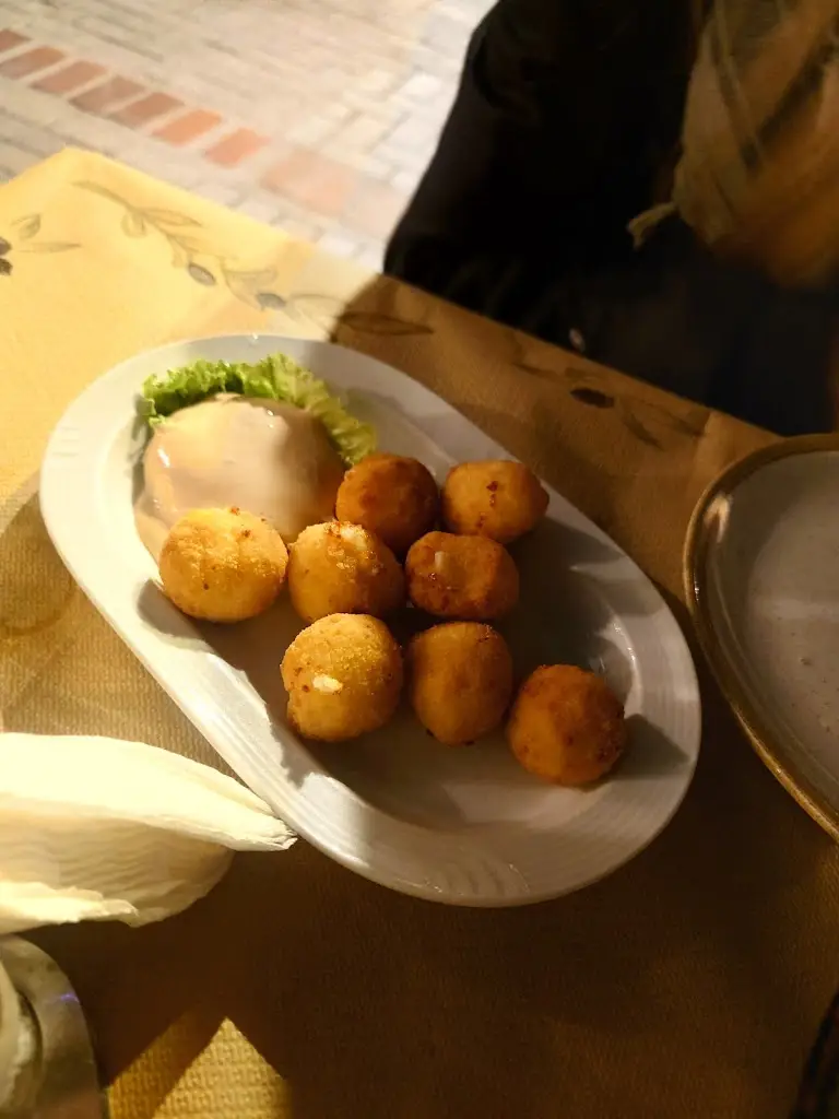 Oldřich Olaf Poděbradský_Ladophánaro_Tríkala_Bewertung