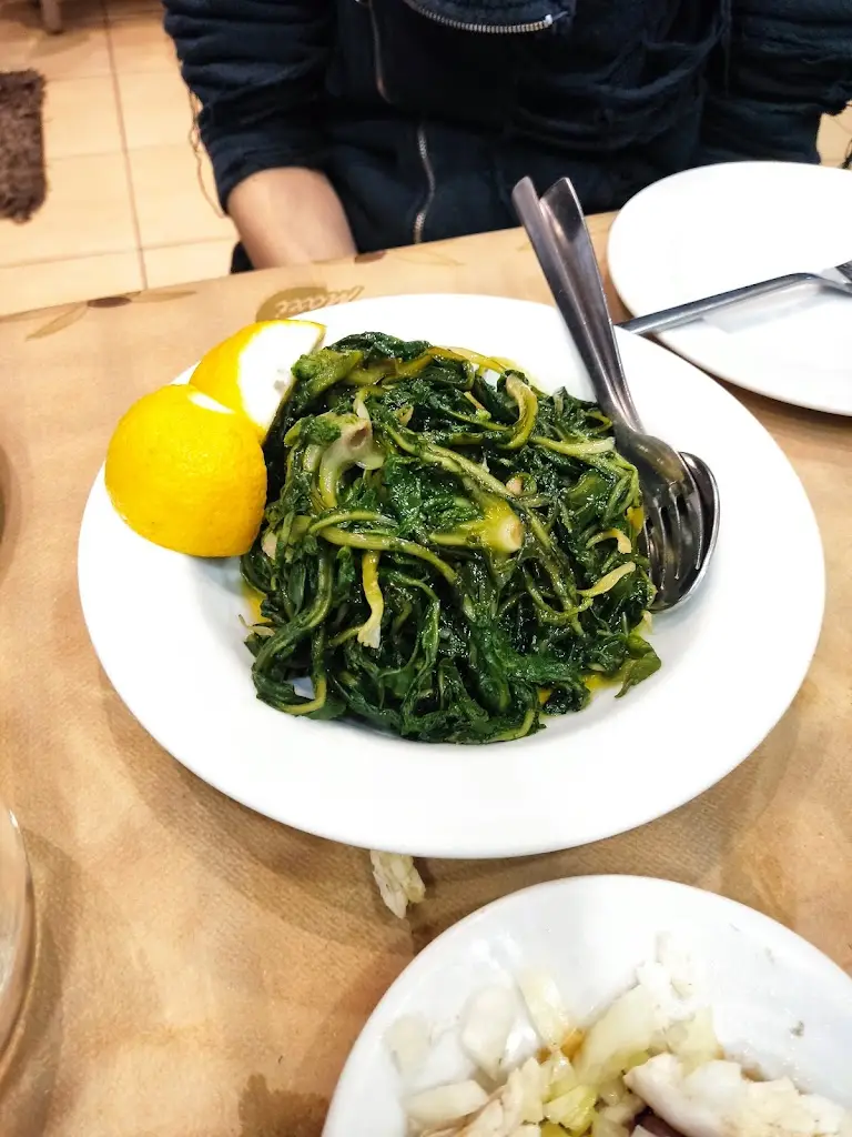 Ouzo Vasilis_Tríkala_slider_image_3