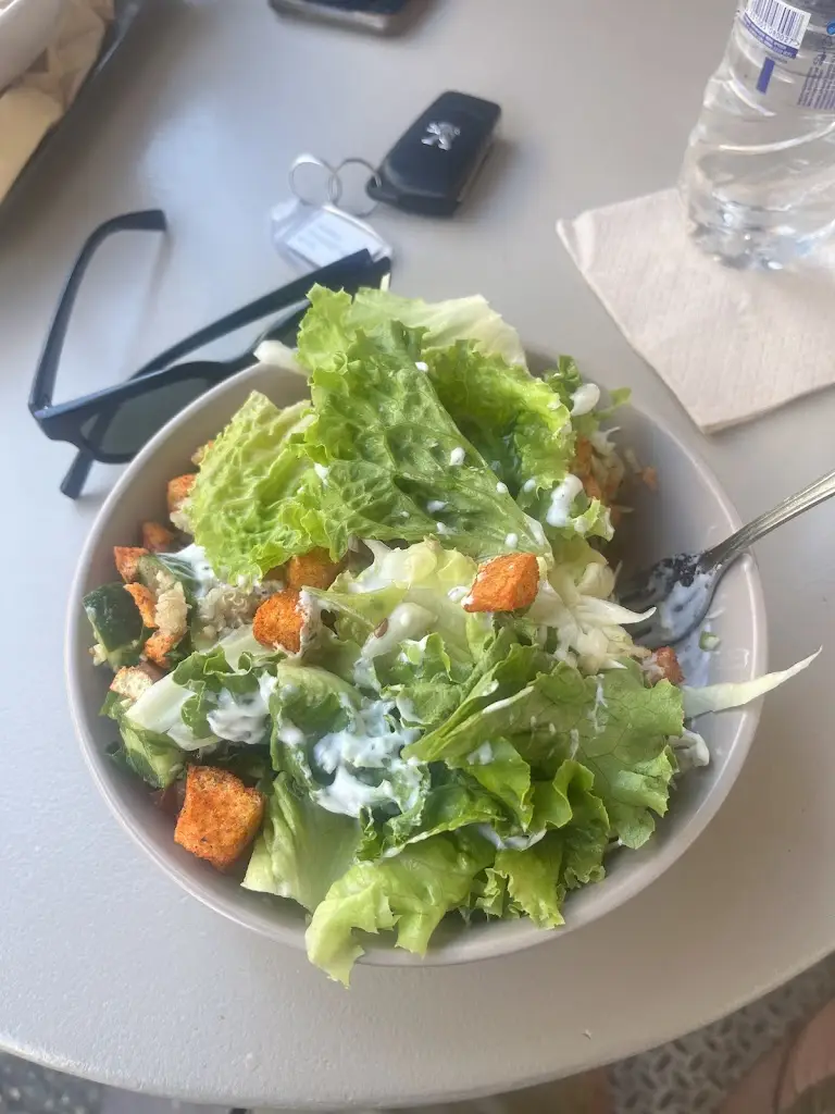 Emre TIG_Live in Kitchen_Tríkala_Bewertung