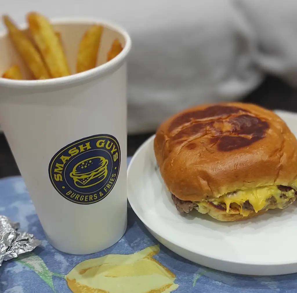 Smash Guys Trikala_Tríkala_slider_image_3