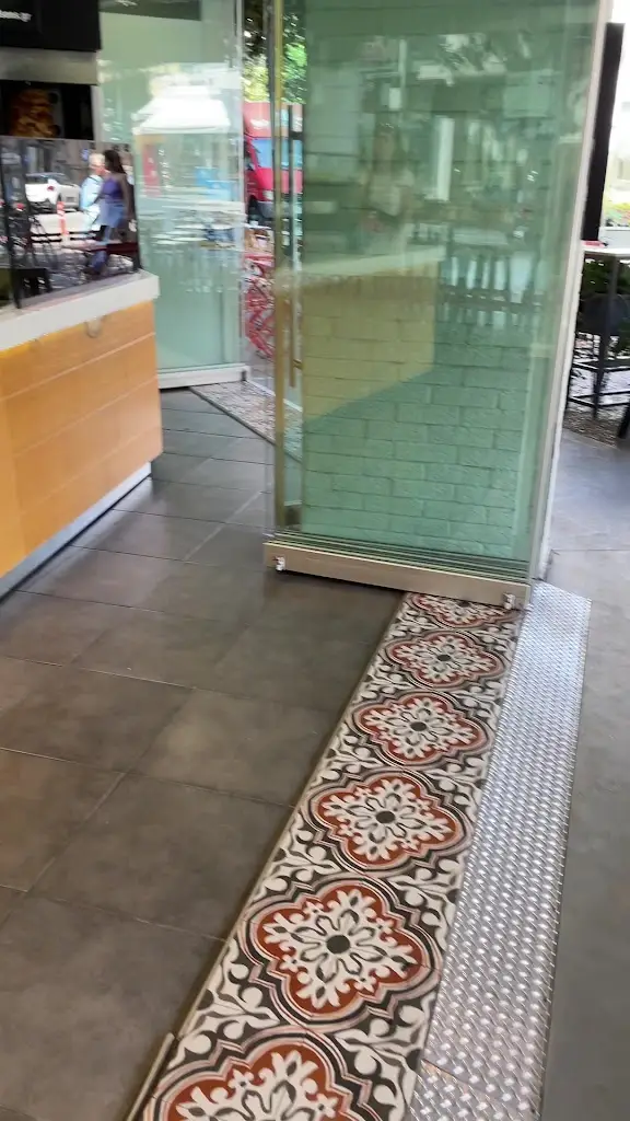 JIMMY'S & SONS_Tríkala_slider_image_2