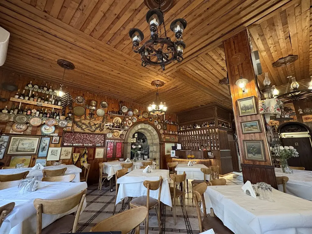 Alison Chin_Restaurant Meteora Gkertsou Family_Kalampáka_Bewertung