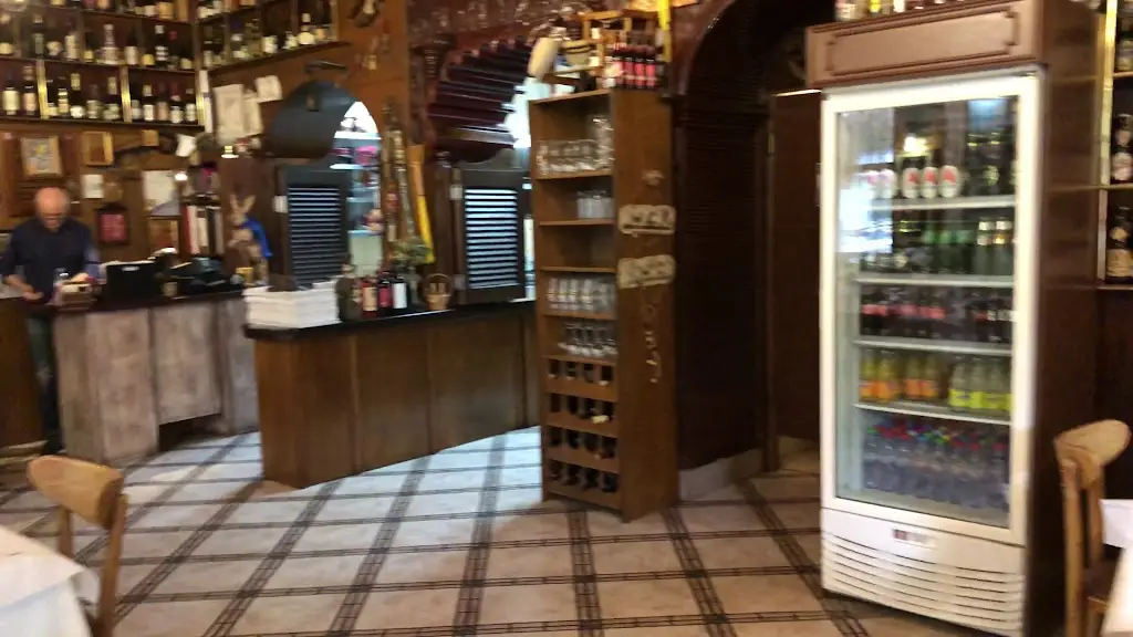 Restaurant Meteora Gkertsou Family_Kalampáka_slider_image_2