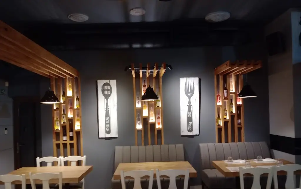 Ambrosia Taverna Restaurant restaurante en Kalampáka