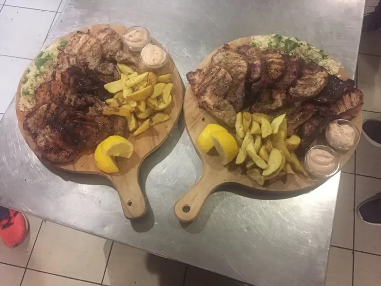 Menü_To Tzaki - Restaurant Tavern_Oichalía_Bild_1