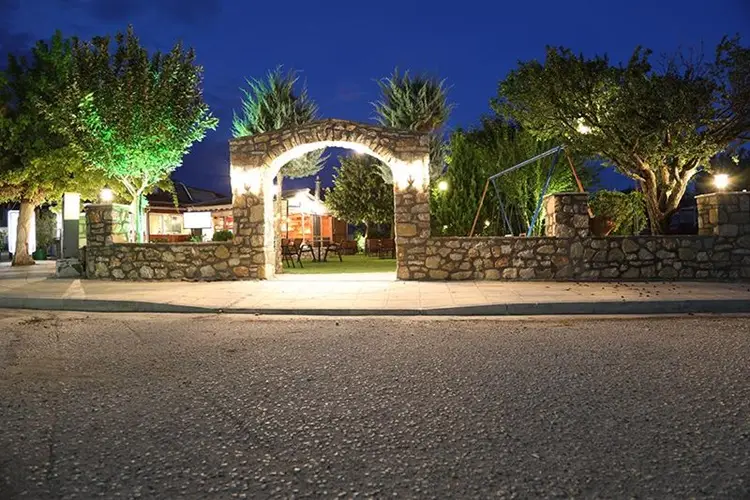 To Tzaki - Restaurant Tavern_Oichalía_slider_image_3