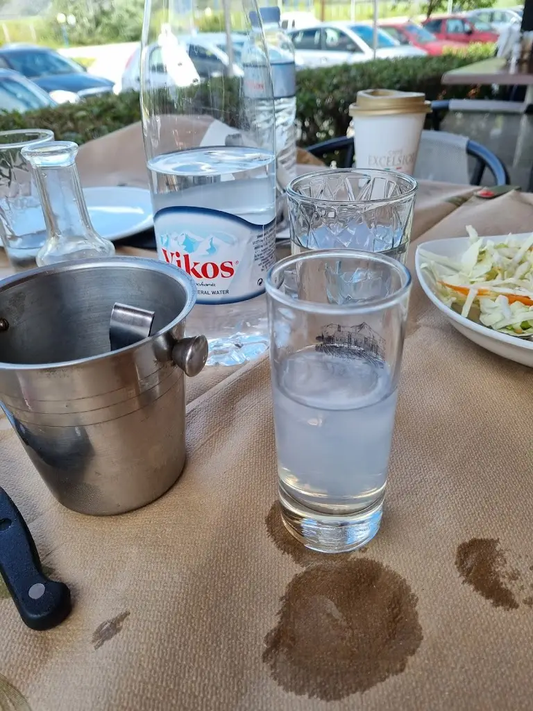 Menü_Ουζερί Ψησταριά Όρεξη να Χεις_Oichalía_Bild_1