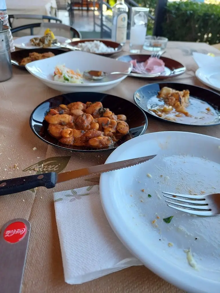 Menü_Ουζερί Ψησταριά Όρεξη να Χεις_Oichalía_Bild_2