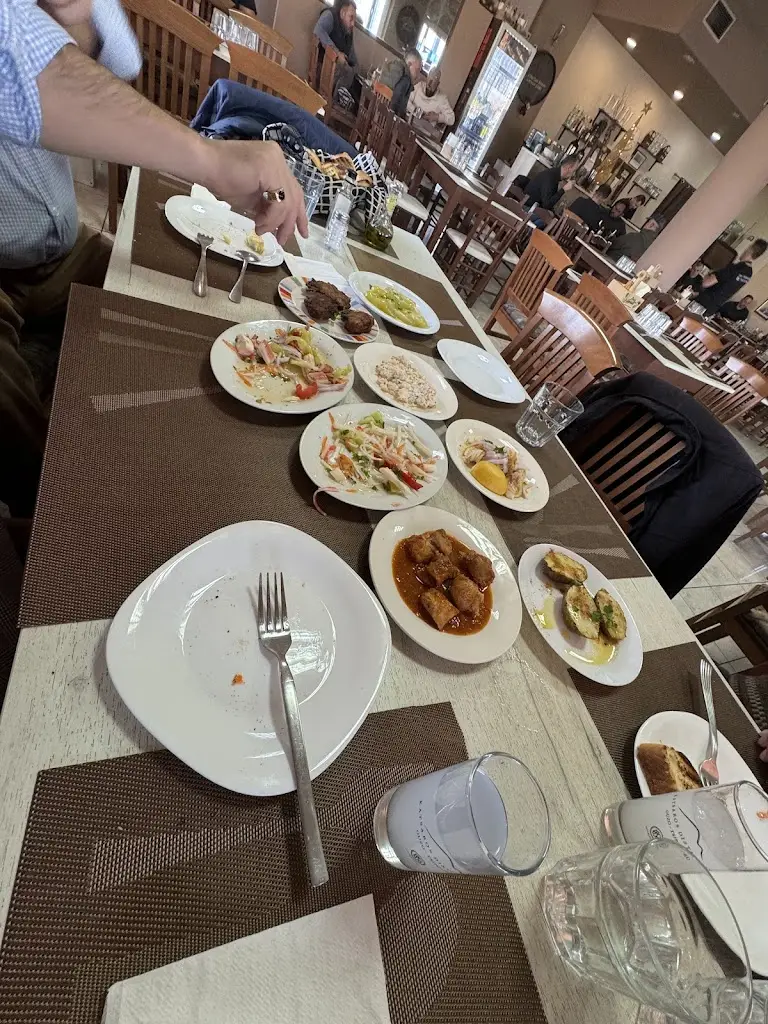 Ουζερί Ψησταριά Όρεξη να Χεις_Oichalía_slider_image_2