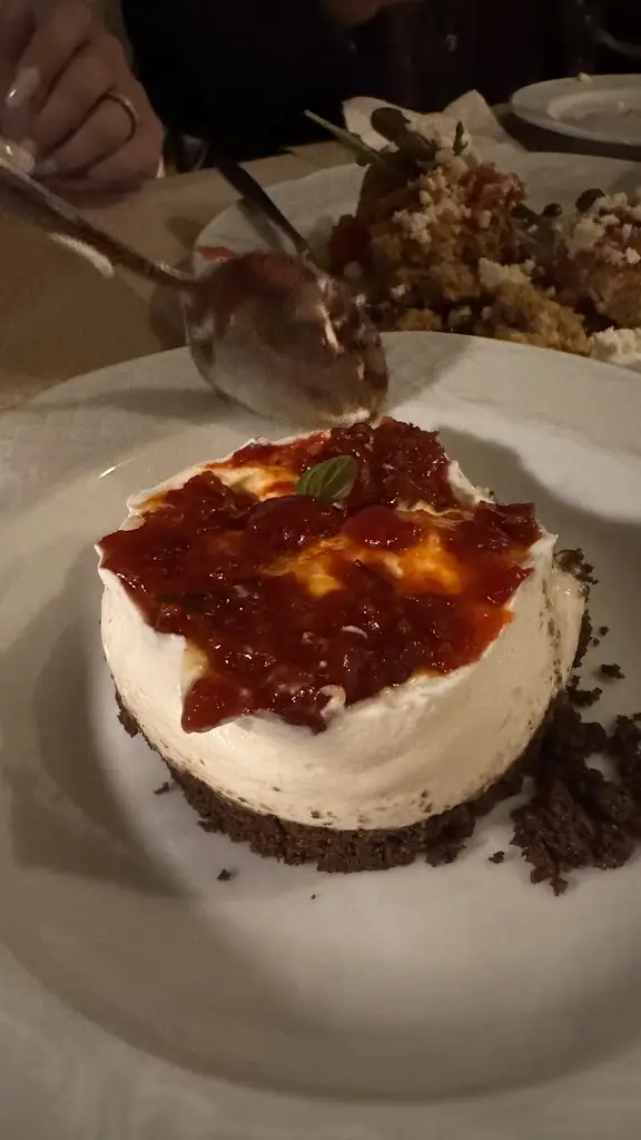 Lucy Parpova_Aloni - Traditional Cretan Restaurant_Ágioi Déka_Bewertung