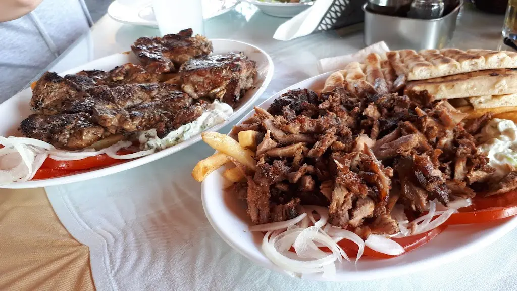 Menu_Family Taverna Arvanitis_Ágioi Déka_image_7