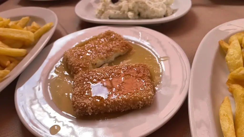 Doukades, To Steki_Ágioi Déka_slider_image_2