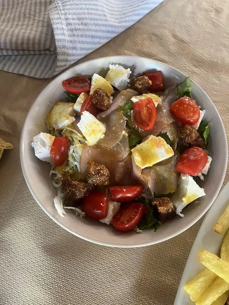 Doukades, To Steki_Ágioi Déka_slider_image_3