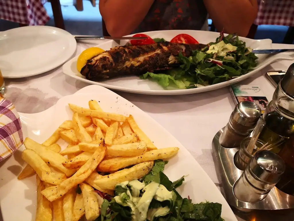 Menü_Pondi Family Restaurant_Vasilikí_Bild_8