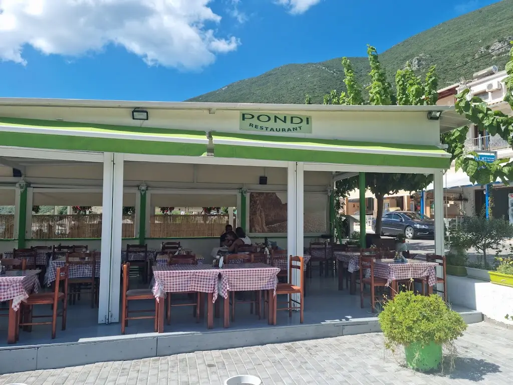 Pondi Family Restaurant Restaurant in Vasilikí