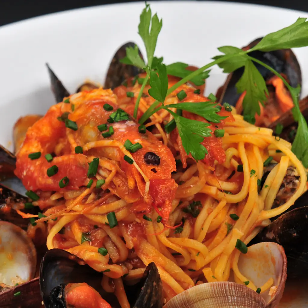 Maistros Restaurant_Vasilikí_slider_image_3