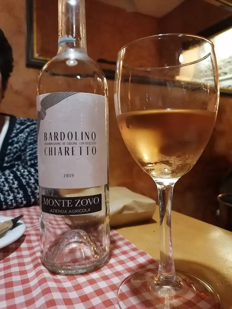 Menü_Velouhi Restaurant_Vasilikí_Bild_6