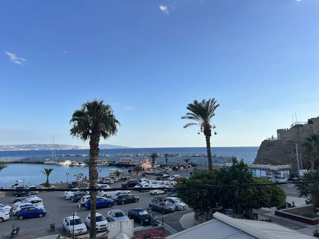 Alex Liberati_Thymari_Agía Galíni_review