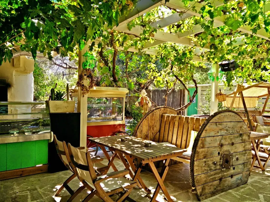 Tavern Kipos_Agía Galíni_slider_image_1