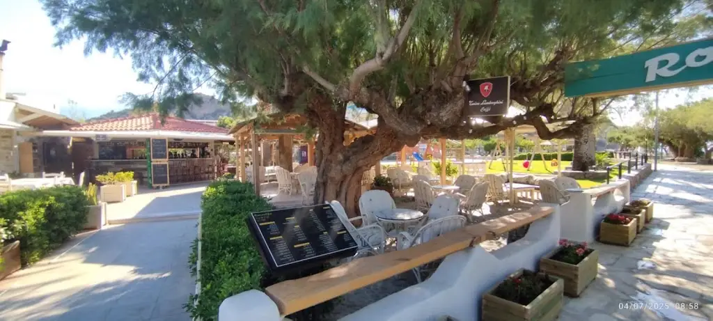 Romantika Beach Bar Restaurant_Agía Galíni_slider_image_1