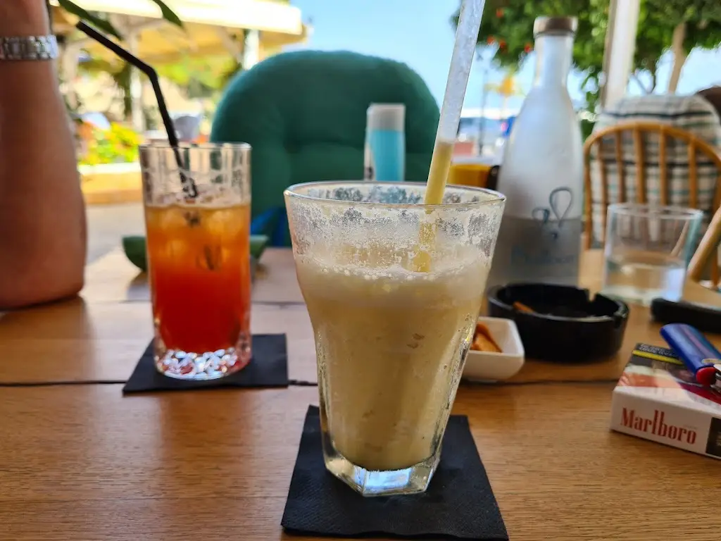 Menu_Balloon Cafe Brasserie & Cocktails_Agía Galíni_imagen_5