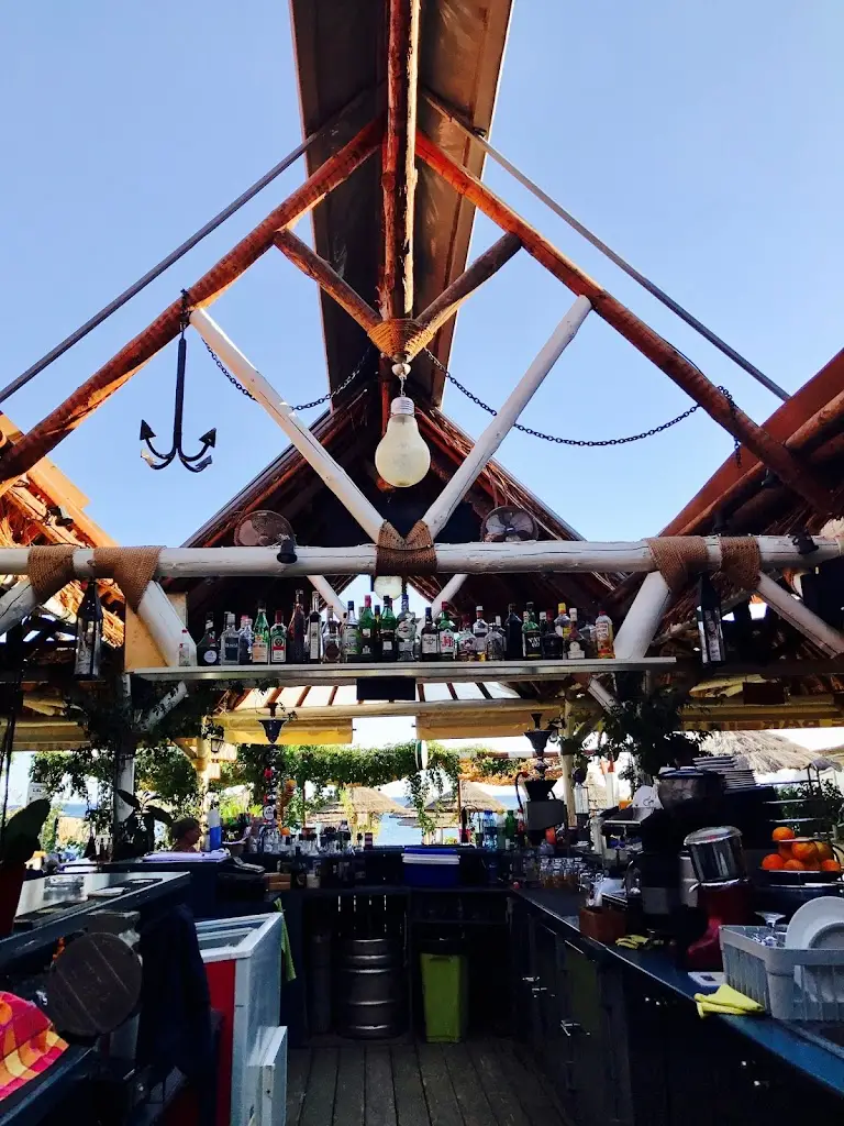 Lava Beach Suites and Bar Restaurant in Agía Galíni