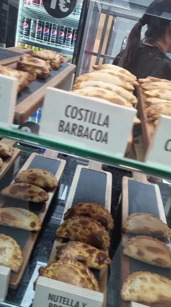 ΤΟ ΛΙΜΑΝΑΚΙ_Elefsína_slider_image_2