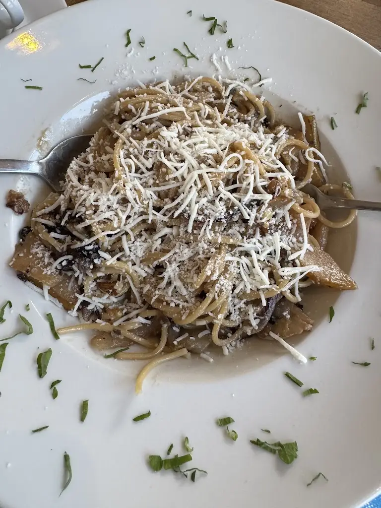 Kateryna Razumova_Cafe Platia_Agía Galíni_Bewertung