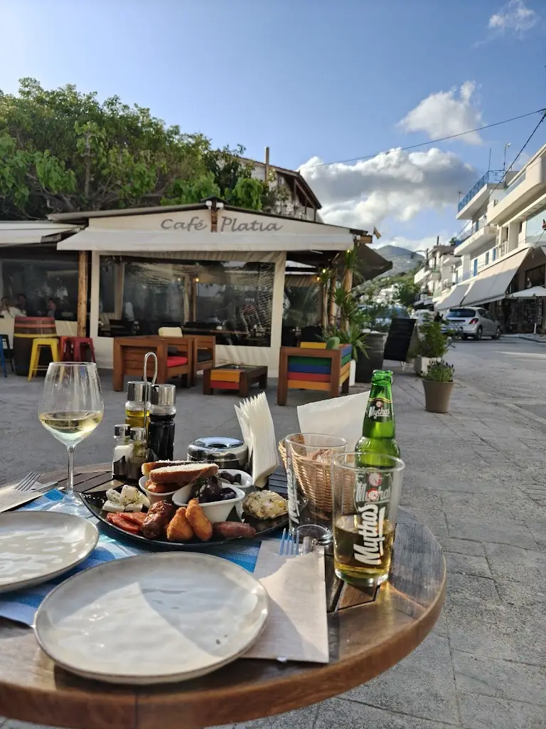 Cafe Platia_Agía Galíni_slider_image_3