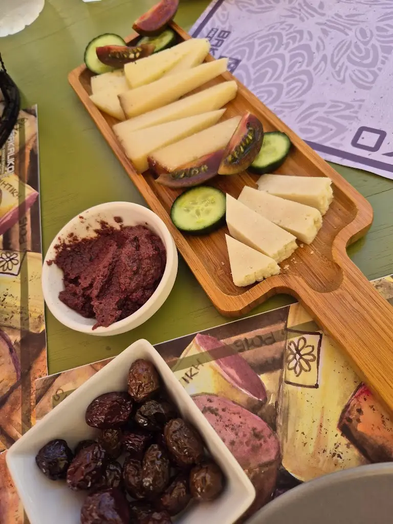 Qloria Wagenaar_Bakaliko Crete_Ano Arhanes_Bewertung