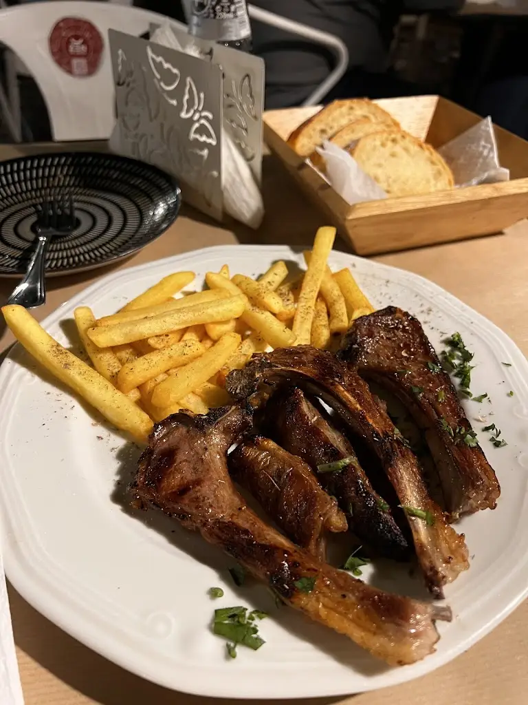 Zen of Crete • Cretan cuisine with a modern twist_Ano Arhanes_slider_image_3