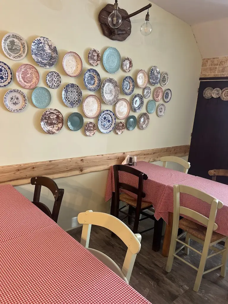 george kapisidis_ΑΡΚΟΛΕΩΝ ΓΕΎΣΕΙΣ_Arkalochóri_Bewertung