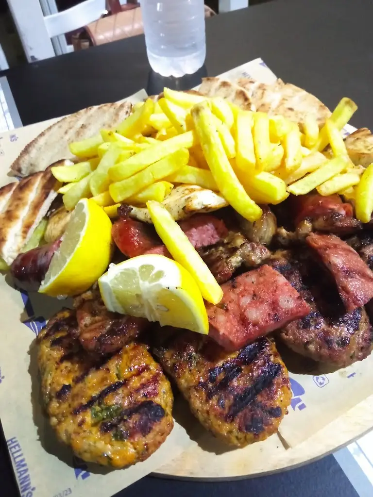 Del Mondo_Arkalochóri_slider_image_2