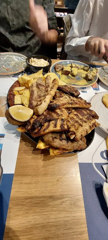 Artemis Bogosian_Corneraki_Arkalochóri_Bewertung