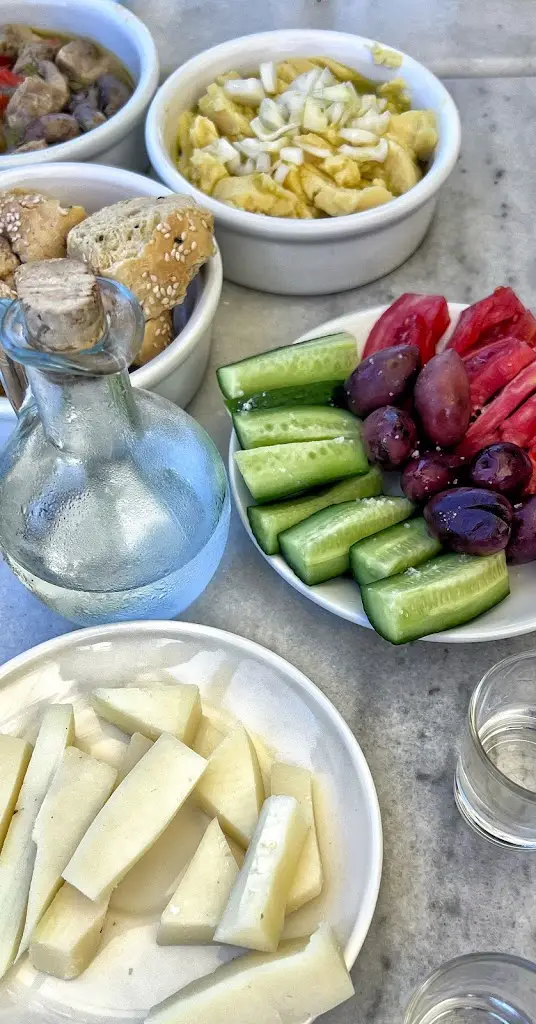 Menu_Fournos Tou Ai Gianni - Saint John Bakery_Anógeia_image_1