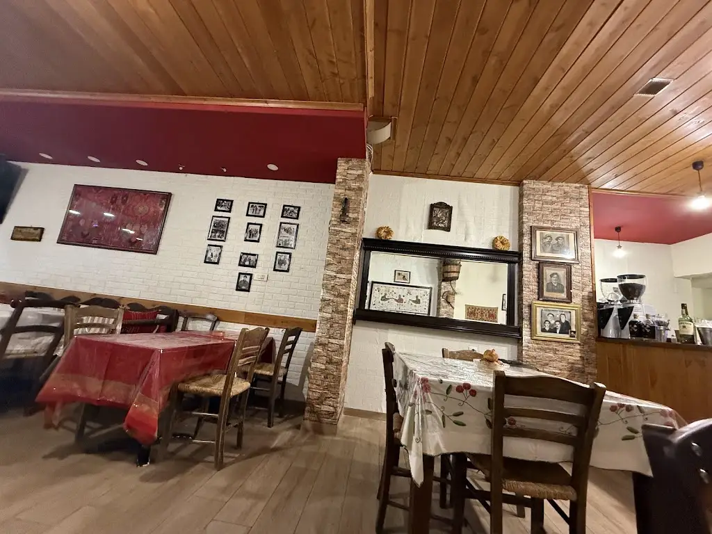 Fournos Tou Ai Gianni - Saint John Bakery_Anógeia_slider_image_1