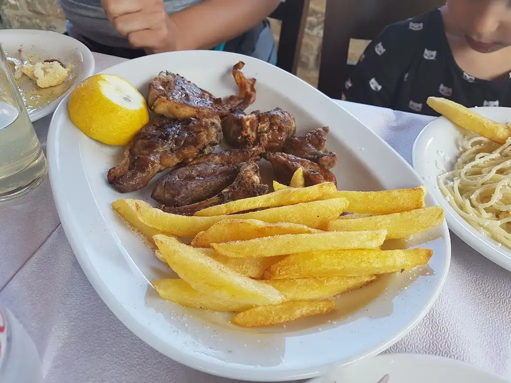 Menü_Ταβέρνα Μούγερης_Anógeia_Bild_2